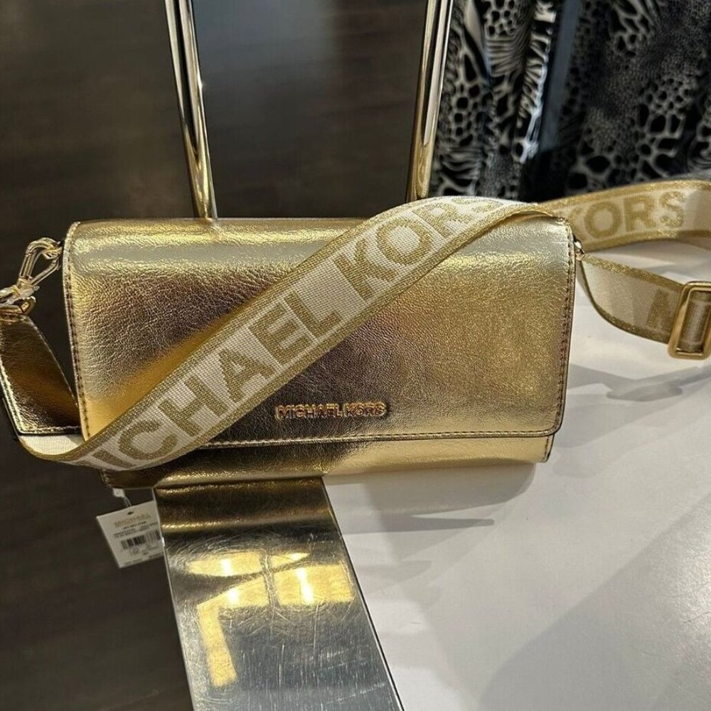 Michael Kors Pale Gold Splendor: Zip Around Crossbody Elegance